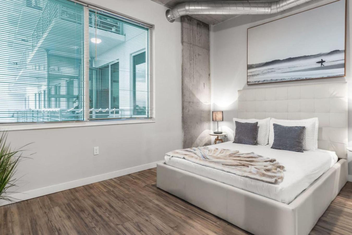 Modern 2 Bed Getaway Steps From Tropicana Field St. Petersburg Ngoại thất bức ảnh