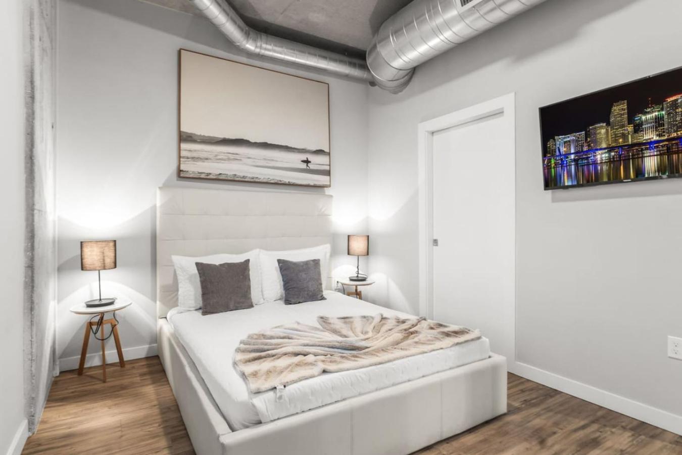 Modern 2 Bed Getaway Steps From Tropicana Field St. Petersburg Ngoại thất bức ảnh